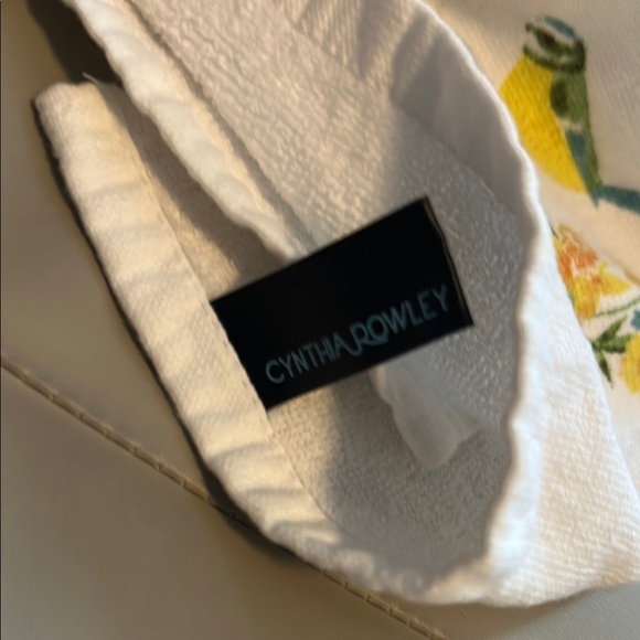 Cynthia Rowley Happy Easter White Hand Towels with Bird and Floral Design - Picture 2 of 4